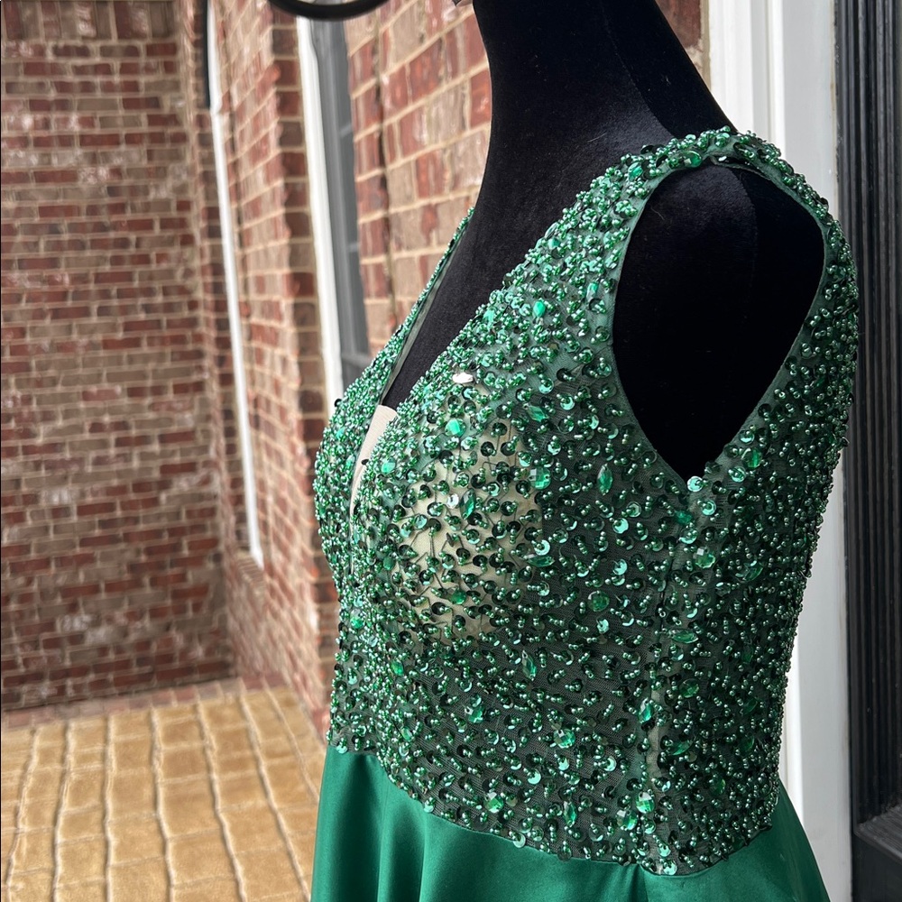 💚JJ House Formal💚 - Picture 3 of 11